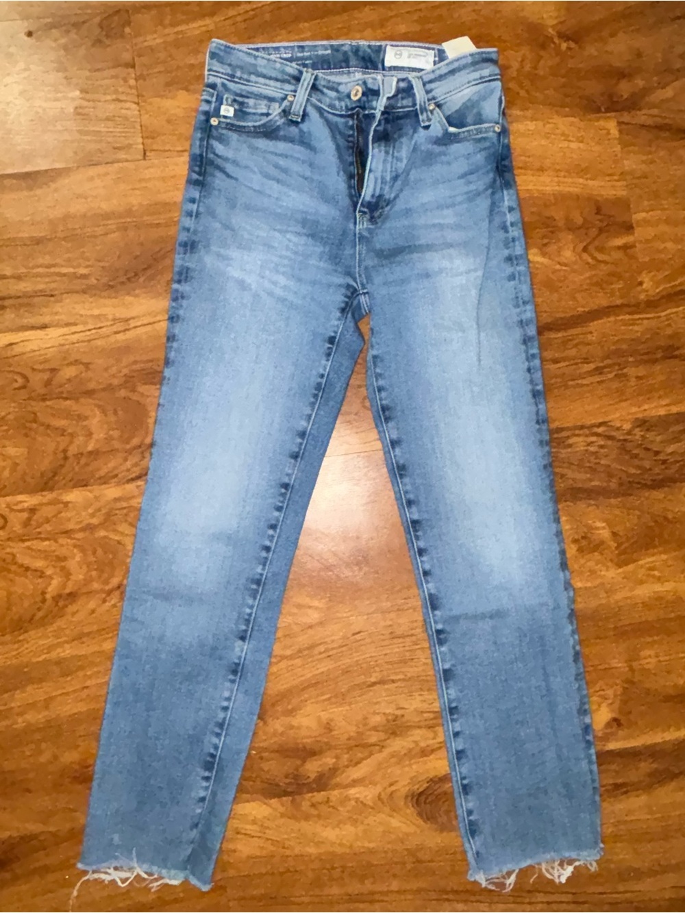 Women’s AG Jeans Mari Crop, Mid-Rise, Slim Straight, Frayed hem Size 25